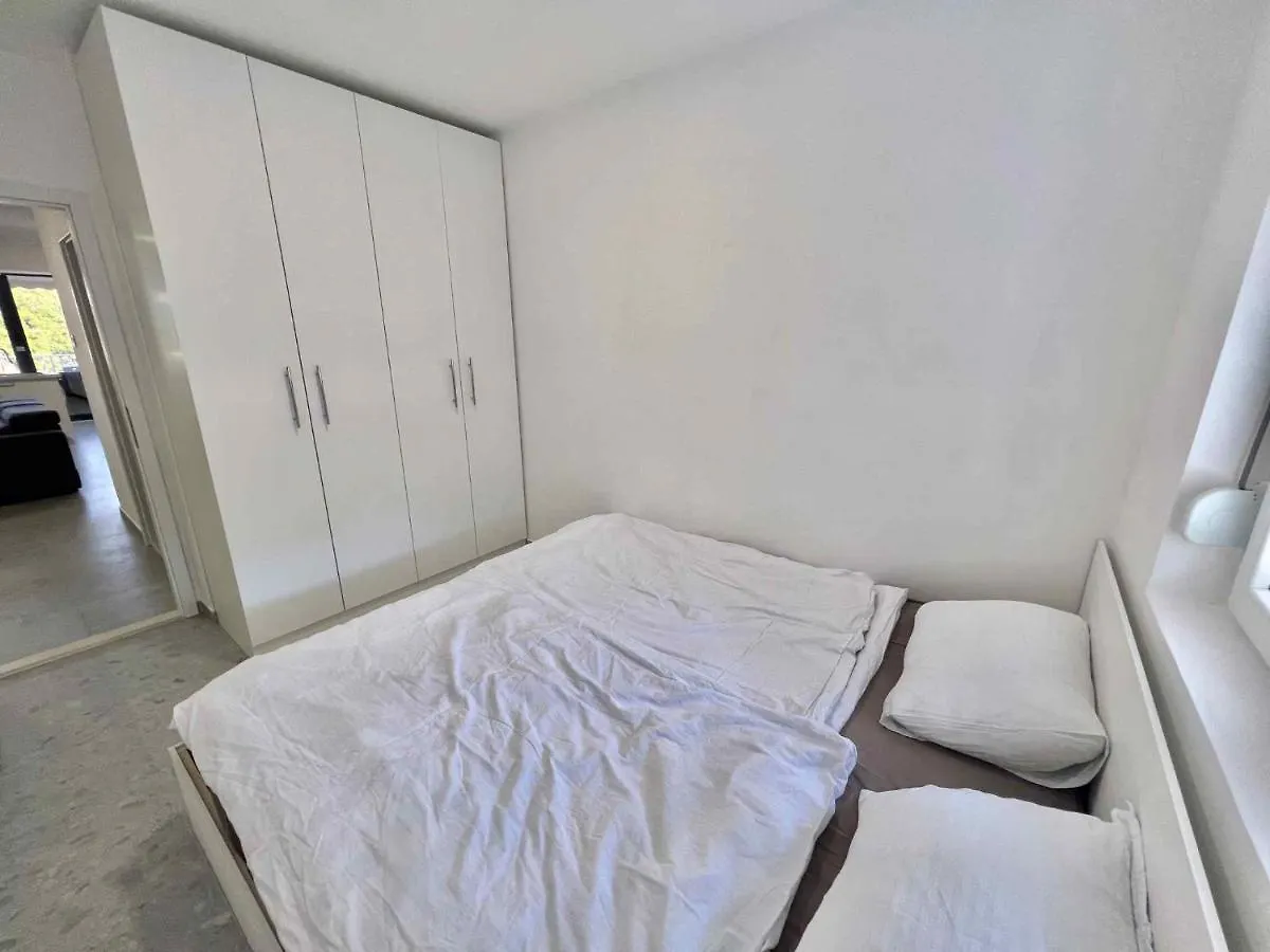 Apartment In Jadranovo 45259