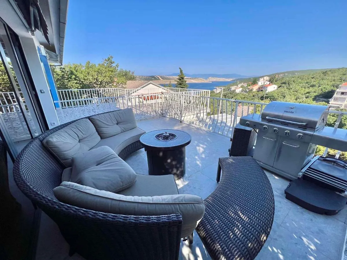 Apartment In Jadranovo 45259